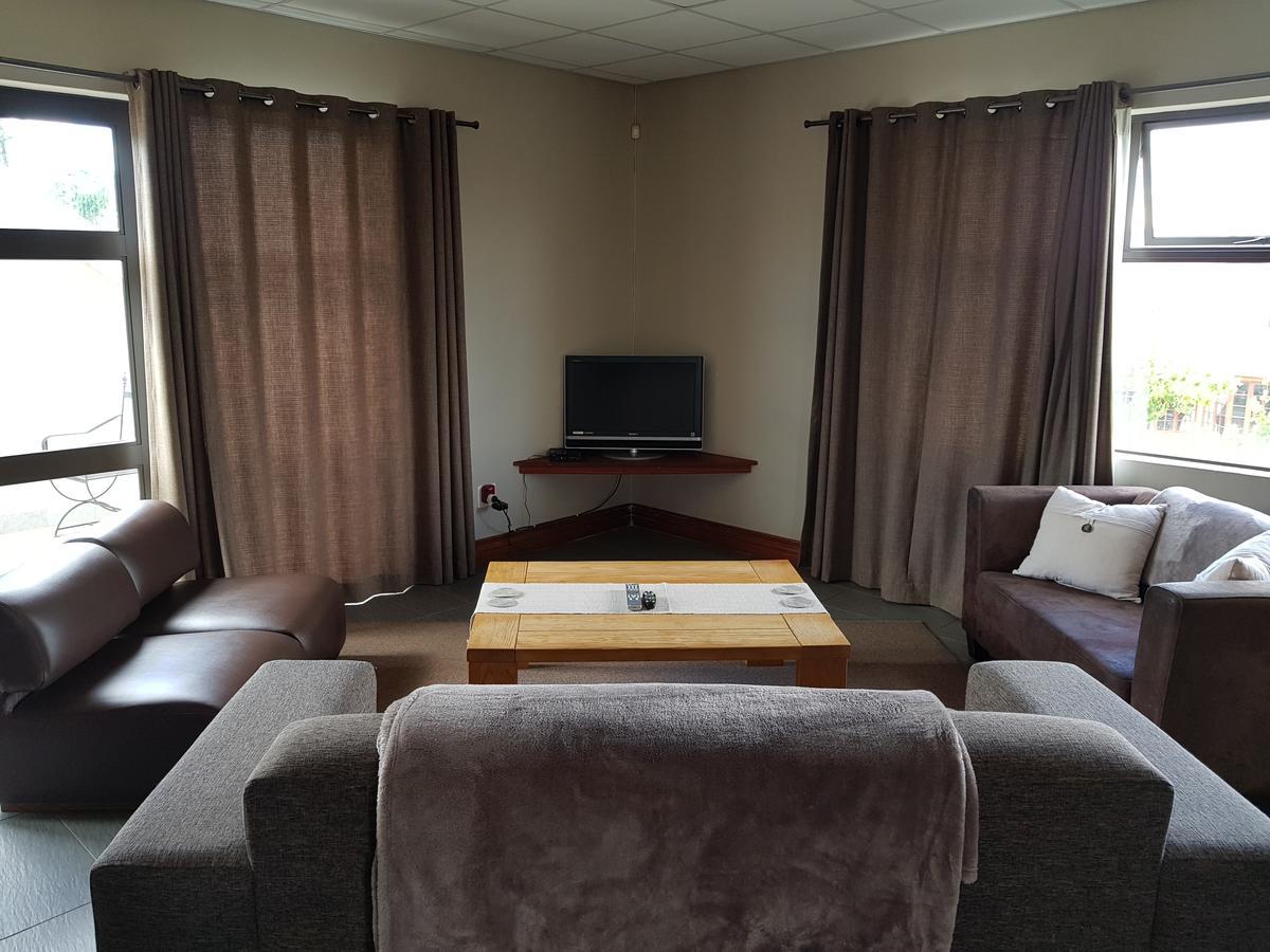 Stay@67 Apartments - Dullstroom Luaran gambar